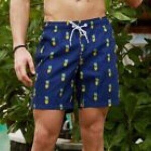 MaaMgic Men's Swim Trunks, Quick Dry Shorts with Mesh Lining Pineapple